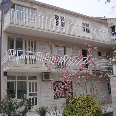 Villa Magnolija 米利尼 外观 照片